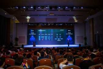 t032049cb7d83e3caec.jpg