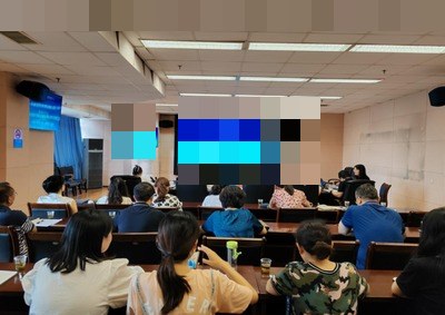学术会议直播的导播脚本怎么排：从议程表到切换单的落地