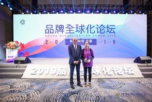 手术示教直播的回声有多难消：一间 240 平米示教室的吸音改造记录